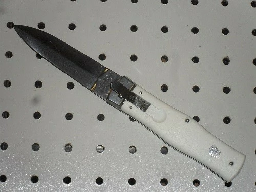 Mikov White Leverlock Automatic Knife - Satin Dagger 3 Mikov White Leverlock Automatic Knife - Satin Dagger